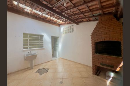 Casa de condomínio à venda com 119m², 2 quartos e 1 vagaÁrea de Serviço