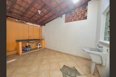 Casa de condomínio à venda com 119m², 2 quartos e 1 vagaÁrea de Serviço