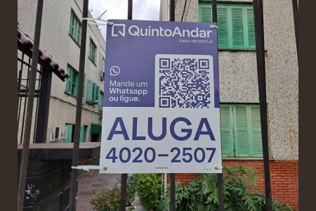 Placa na Fachada de apartamento para alugar com 3 quartos, 80m² em Agronomia, Porto Alegre