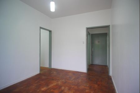 Sala de apartamento para alugar com 3 quartos, 80m² em Agronomia, Porto Alegre