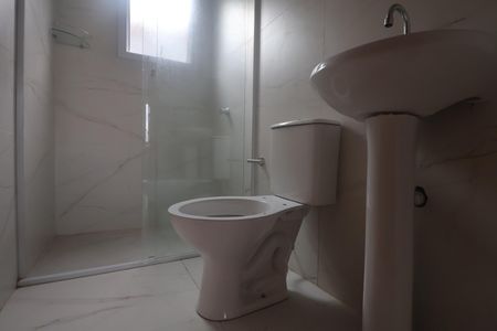 Banheiro  de casa para alugar com 2 quartos, 60m² em São Judas Tadeu, Gravataí