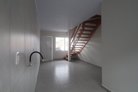 Casa para alugar com 60m², 2 quartos e 1 vagaSala/cozinha