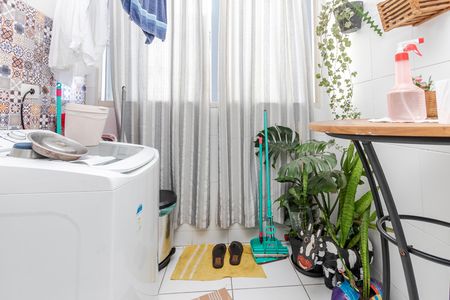Área de Serviço de apartamento à venda com 3 quartos, 63m² em Jardim Neide, São Paulo