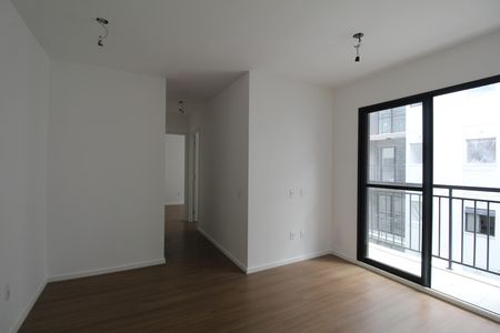 Sala de apartamento para alugar com 2 quartos, 45m² em Jacarepaguá, Rio de Janeiro