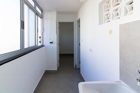 Apartamento para alugar com 100m², 2 quartos e 1 vaga Apartamento para alugar com 100m², 2 quartos e 1 vagaÁrea de Serviço