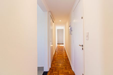Apartamento para alugar com 100m², 2 quartos e 1 vaga Apartamento para alugar com 100m², 2 quartos e 1 vagaCorredor