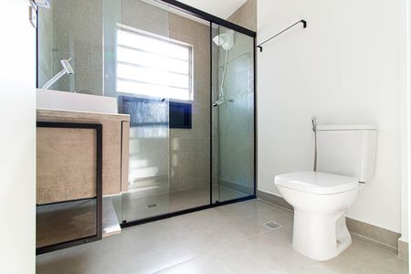 Apartamento para alugar com 100m², 2 quartos e 1 vaga Apartamento para alugar com 100m², 2 quartos e 1 vagaBanheiro