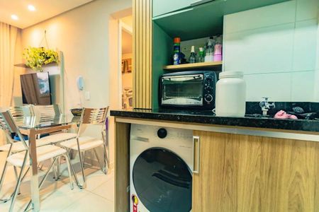 Área de Serviço de apartamento à venda com 2 quartos, 32m² em Jardim Itacolomi, São Paulo
