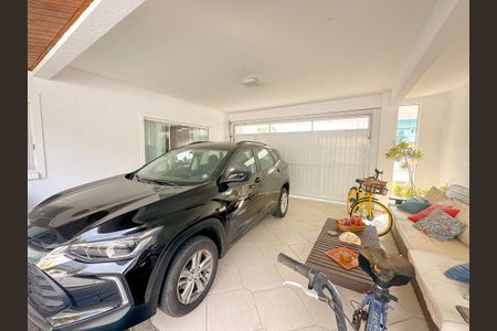 Casa para alugar com 257m², 3 quartos e 4 vagasGaragem