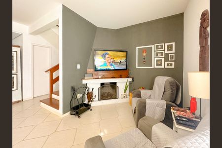 Casa para alugar com 257m², 3 quartos e 4 vagasSala de TV