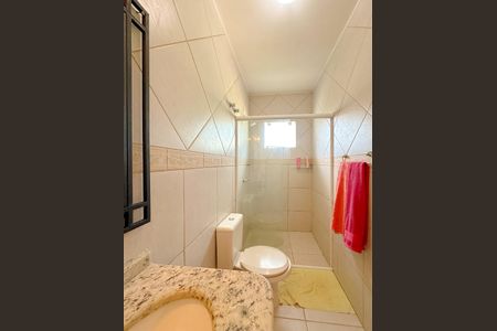 Casa para alugar com 257m², 3 quartos e 4 vagasBanheiro 