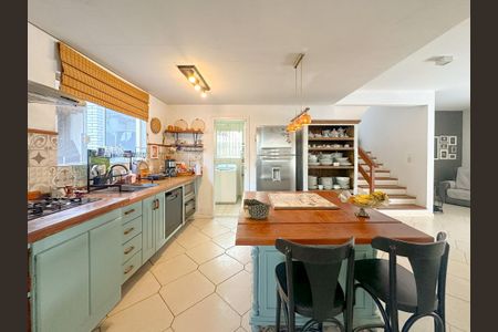 Casa para alugar com 257m², 3 quartos e 4 vagasCozinha