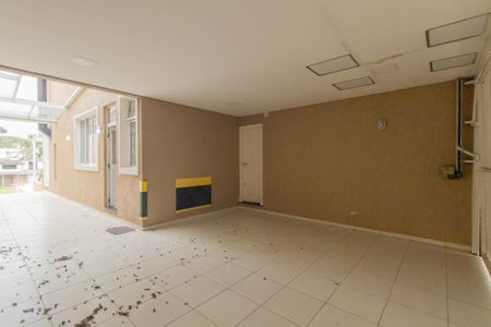 Garagem de casa para alugar com 4 quartos, 316m² em Jardim Social, Pinhais
