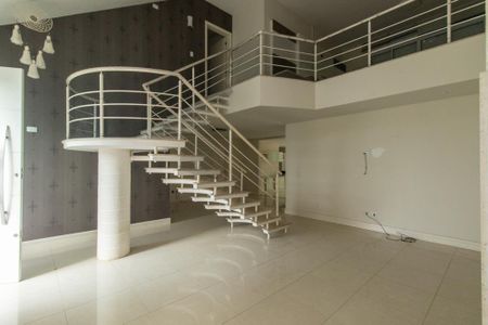 Casa para alugar com 316m², 4 quartos e 3 vagasSala