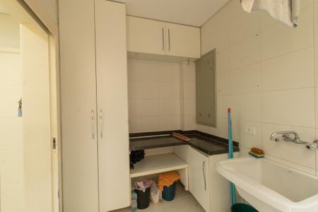 Área de Serviço de casa para alugar com 4 quartos, 316m² em Jardim Social, Pinhais