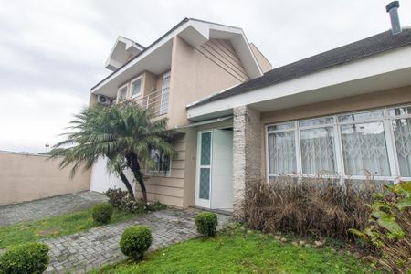 Casa para alugar com 316m², 4 quartos e 3 vagasFachada