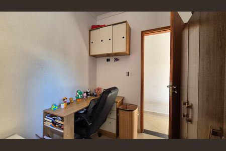 Quarto de apartamento à venda com 2 quartos, 75m² em Vila Francisco Matarazzo, Santo André