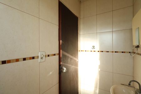 Edícula de casa para alugar com 3 quartos, 60m² em Centro, Diadema