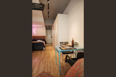 Sala/Quarto de apartamento para alugar com 1 quarto, 24m² em Boqueirão, Santos