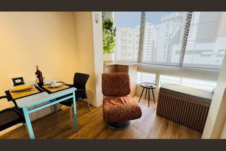 Sala/Quarto de apartamento para alugar com 1 quarto, 24m² em Boqueirão, Santos