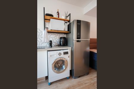 Cozinha de apartamento para alugar com 1 quarto, 24m² em Boqueirão, Santos
