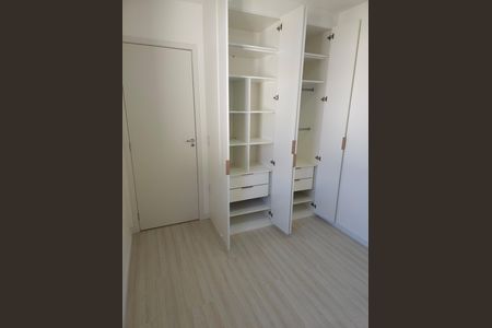 Casa de condomínio para alugar com 50m², 2 quartos e 1 vaga Casa de condomínio para alugar com 50m², 2 quartos e 1 vagaQuarto