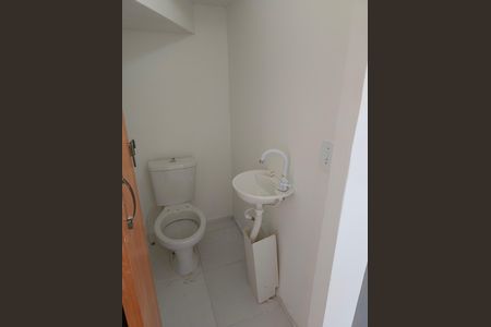 Casa de condomínio para alugar com 50m², 2 quartos e 1 vaga Casa de condomínio para alugar com 50m², 2 quartos e 1 vagaBanheiro