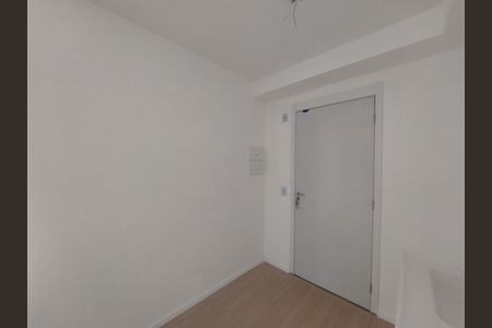 Cozinha de kitnet/studio para alugar com 1 quarto, 17m² em Campo Grande, São Paulo