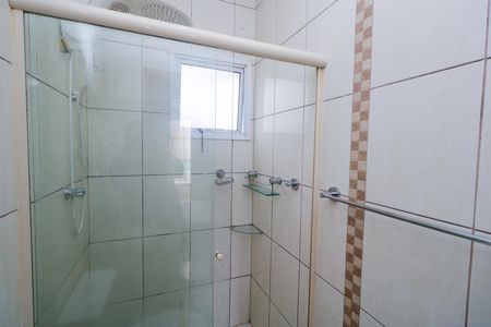 Apartamento para alugar com 120m², 2 quartos e 1 vaga Apartamento para alugar com 120m², 2 quartos e 1 vagaBanheiro da Suíte