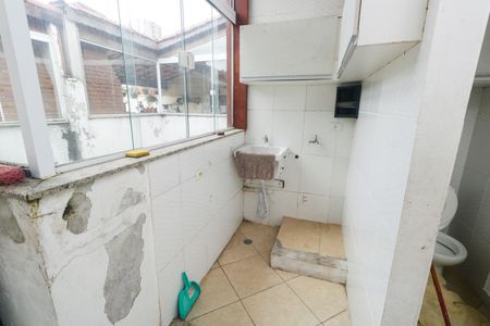 Apartamento para alugar com 120m², 2 quartos e 1 vaga Apartamento para alugar com 120m², 2 quartos e 1 vagaÁrea de Serviço