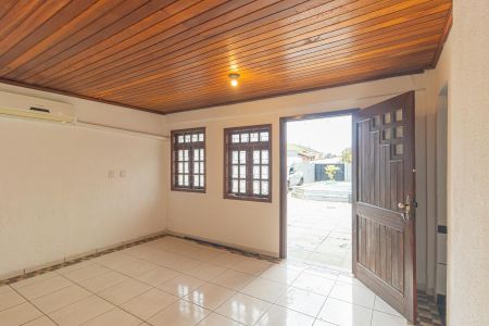 Casa para alugar com 3 quartos, 212m² em Niterói, Canoas