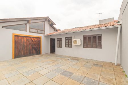 Área externa/Frente da Casa de casa para alugar com 3 quartos, 212m² em Niterói, Canoas