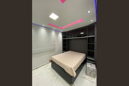 Apartamento à venda com 40m², 1 quarto e 1 vagaQuarto