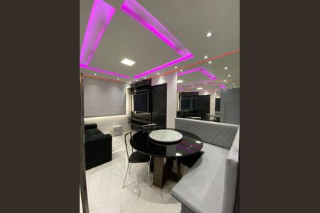 Apartamento à venda com 40m², 1 quarto e 1 vagaSala