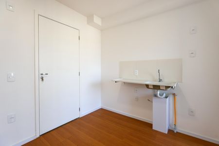 Cozinha de apartamento para alugar com 2 quartos, 29m² em Jardim Monte Kemel, São Paulo