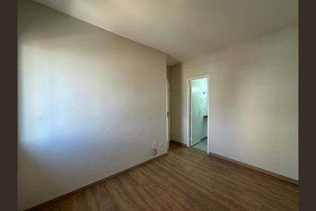 Suíte de apartamento para alugar com 2 quartos, 93m² em Vila Boa Vista, Barueri