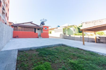 Quintal de casa para alugar com 2 quartos, 92m² em Cipava, Osasco