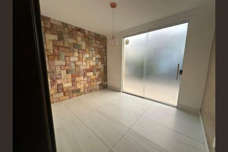 Sala de casa para alugar com 3 quartos, 250m² em Planalto, Belo Horizonte