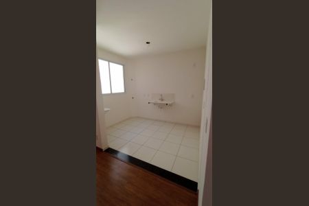 Cozinha de apartamento à venda com 2 quartos, 45m² em Vale das Amendoeiras, Contagem
