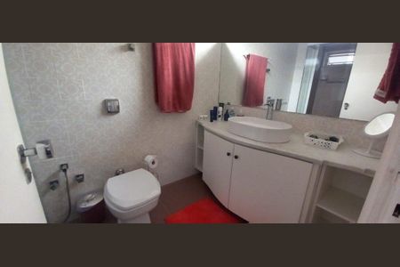 Banheiro de apartamento para alugar com 3 quartos, 167m² em Menino Deus, Porto Alegre