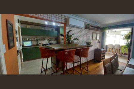 Cozinha de apartamento para alugar com 3 quartos, 167m² em Menino Deus, Porto Alegre