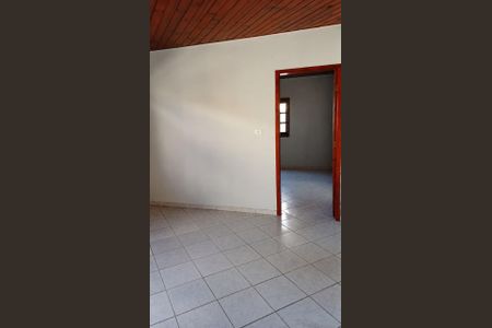 Sala de casa de condomínio para alugar com 1 quarto, 35m² em Parque da Fonte, São José dos Pinhais