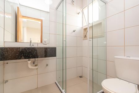 Banheiro de casa de condomínio à venda com 2 quartos, 71m² em Jardim Bela Vista, Sumaré