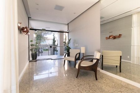 Apartamento à venda com 84m², 3 quartos e 2 vagas Apartamento à venda com 84m², 3 quartos e 2 vagasHall de entrada
