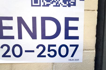 Placa HBJM-2025 de kitnet/studio à venda com 1 quarto, 21m² em Liberdade, São Paulo