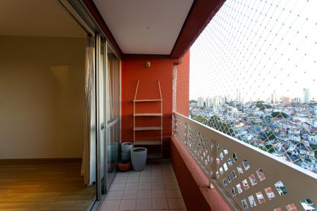 Varanda de apartamento para alugar com 3 quartos, 80m² em Jardim Textil, São Paulo