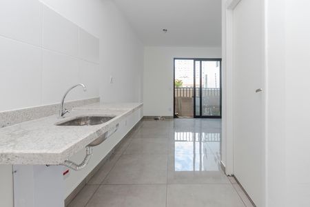 Cozinha de kitnet/studio à venda com 1 quarto, 25m² em Vila Congonhas, São Paulo