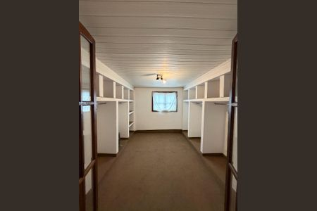 Casa de condomínio à venda com 290m², 5 quartos e 2 vagas Casa de condomínio à venda com 290m², 5 quartos e 2 vagasFoto 34