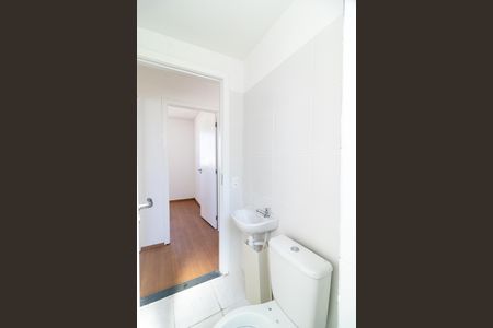 Banheiro de apartamento para alugar com 2 quartos, 50m² em Bangu, Rio de Janeiro