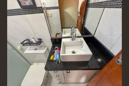 Banheiro de apartamento para alugar com 2 quartos, 50m² em Jardim Vergueiro (sacoma), São Paulo